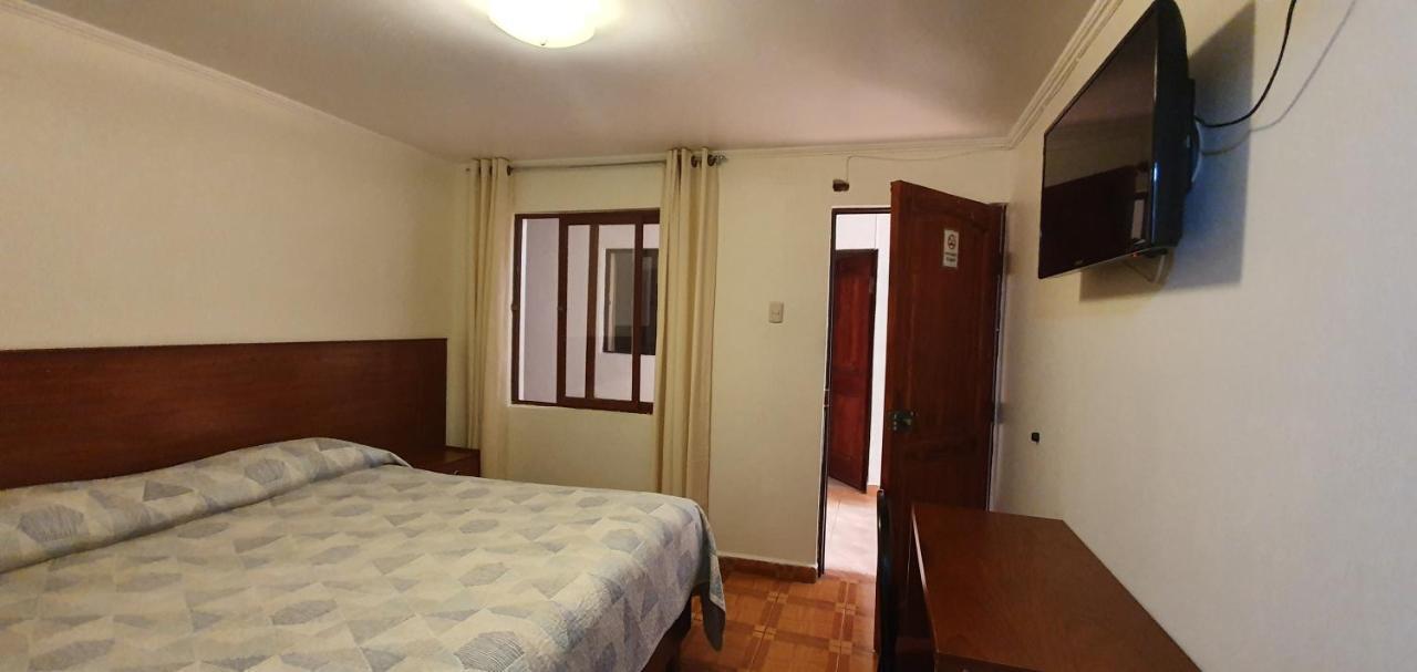Hostal El Loa Calama Exteriör bild